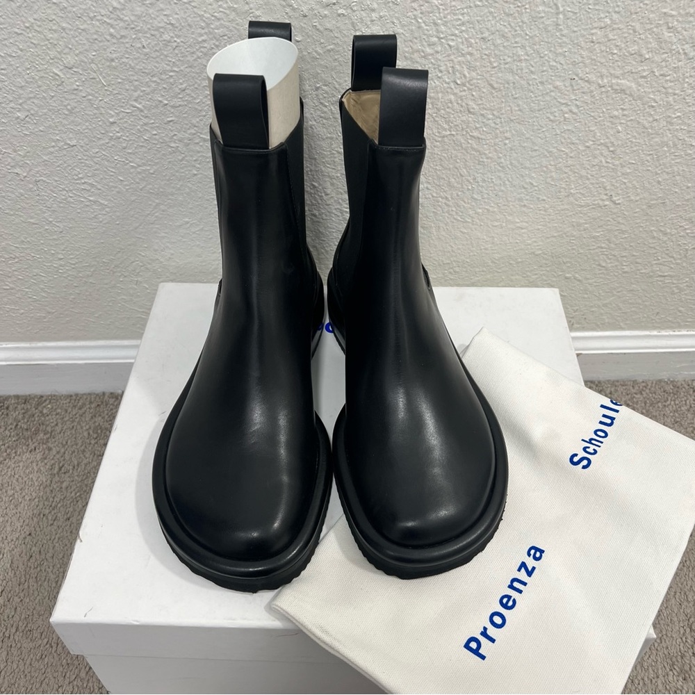 $975 Proenza Schouler Women's Black Pipe Chelsea Bootie Shoes Size EU 36/US 6